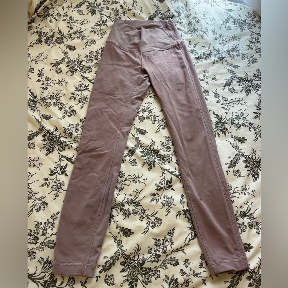 Mauve lululemon wunder under leggings size 2